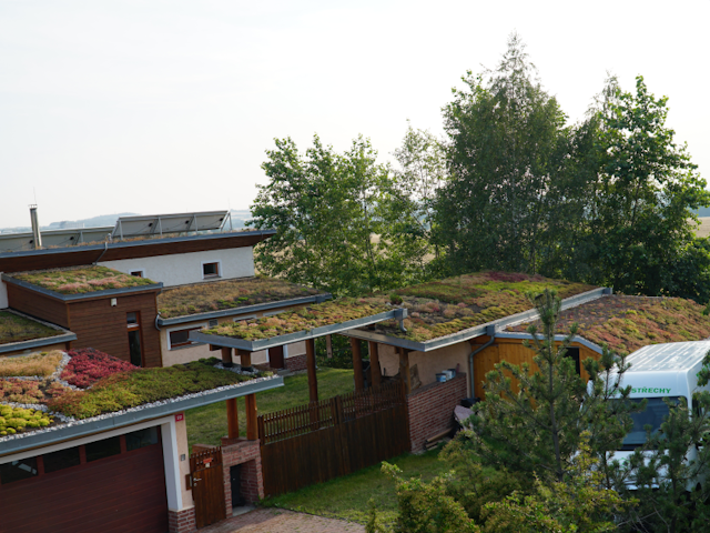 Ukázka realizace zelené střechy v Tehově
