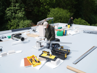 Showcase of our skilled workers on the roof